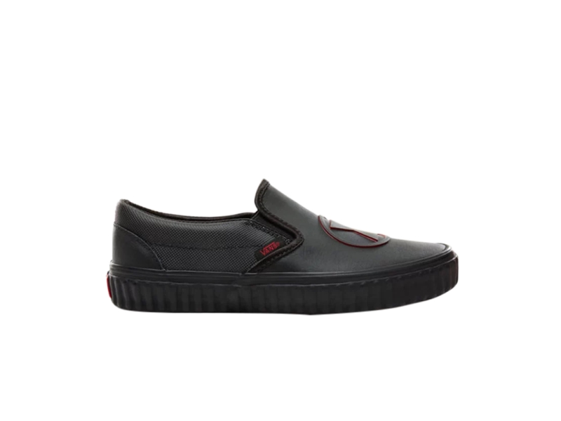 Кроссовки Marvel x Vans Slip-On Black Widow